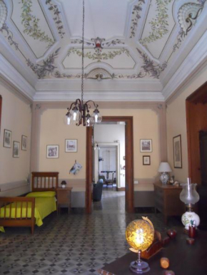 Отель Palazzo in Centro Storico ad Acireale, Ачиреале